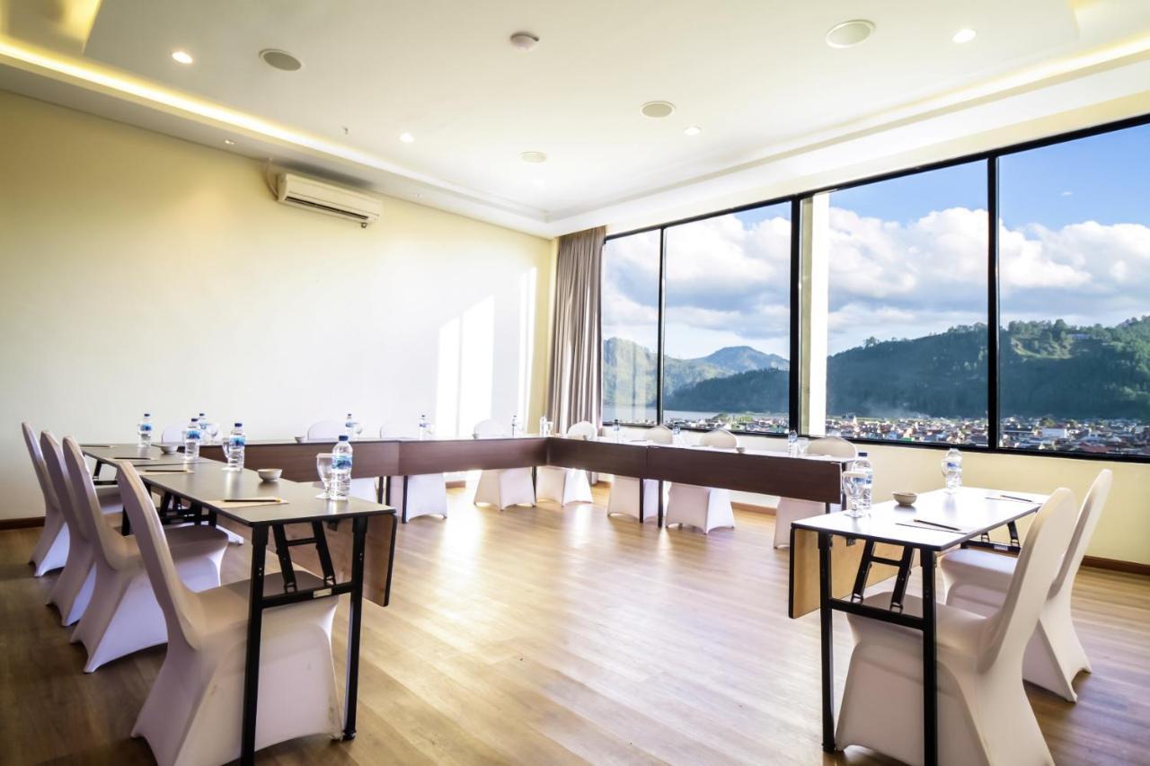 Parkside Gayo Petro Hotel Takengon Bagian luar foto