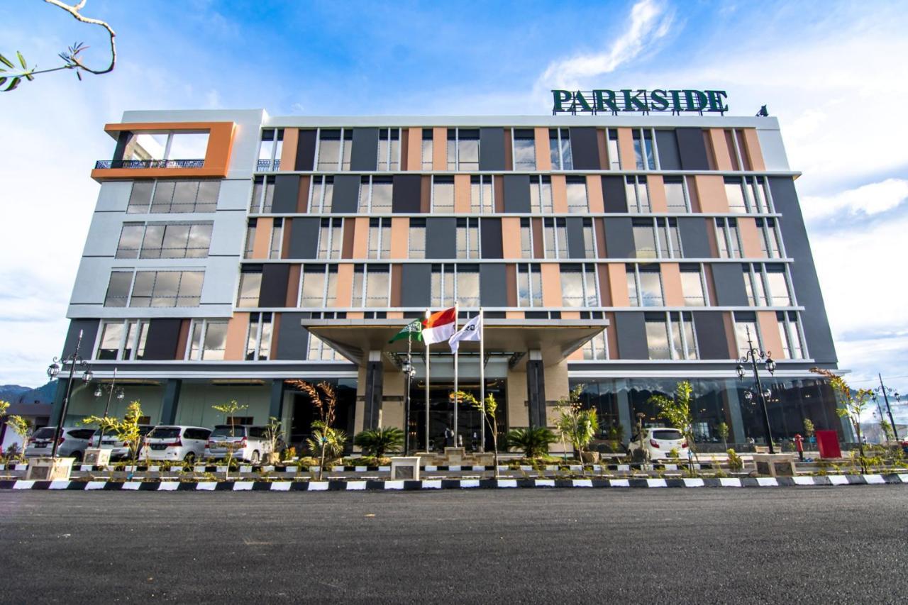 Parkside Gayo Petro Hotel Takengon Bagian luar foto