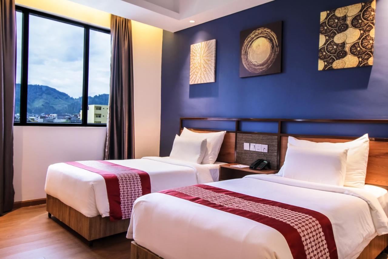 Parkside Gayo Petro Hotel Takengon Bagian luar foto