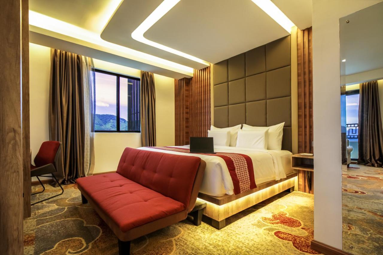 Parkside Gayo Petro Hotel Takengon Bagian luar foto